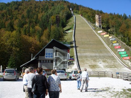 Planiška velikanka, tu je Janne Ahonen leta 2005 poletel 240m.
